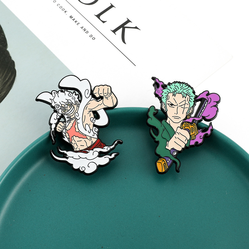 Anime Merchandise In Japanese - 日本の漫画アニメキャラクター商品ワンピースブローチルフィゾロ高級エナメルアクセサリーY2Kファッションおもちゃアニメ